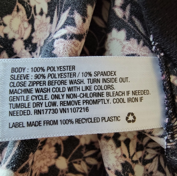 XL Velvet Black & Floral Jacket EUC So comfy! - Picture 7 of 14